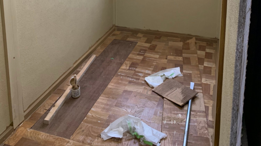 パントリーの元々の床