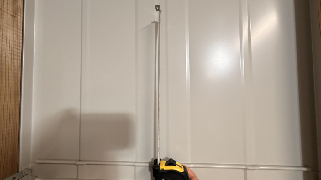 コンベックスをロックし、自立してます。