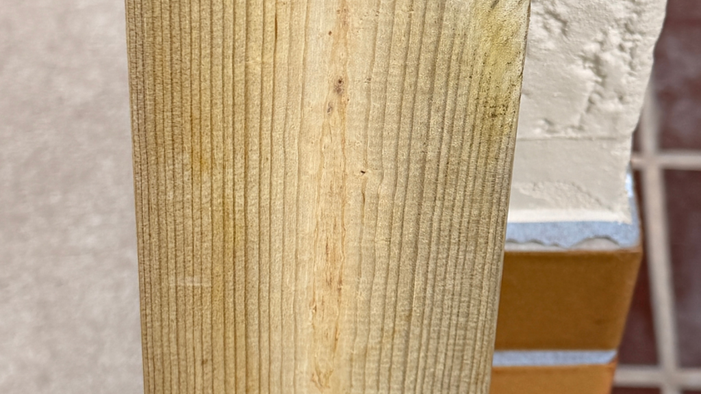 ACQ加圧注入材の木目